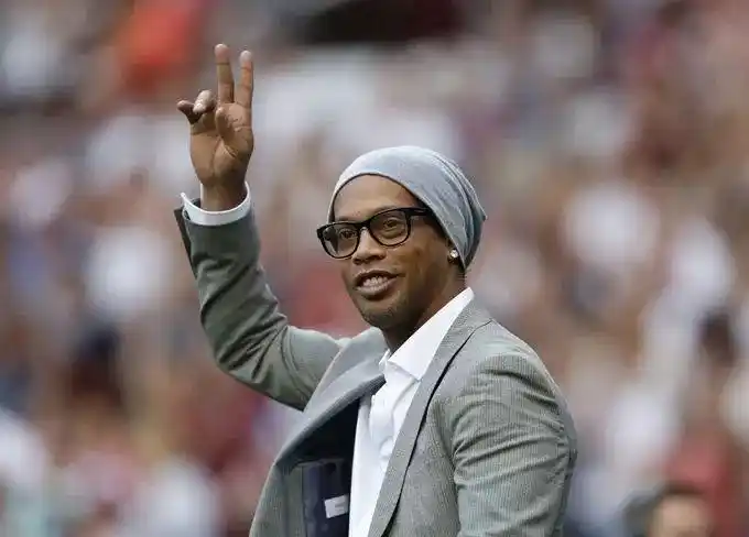 推动巴萨的 推动巴萨的