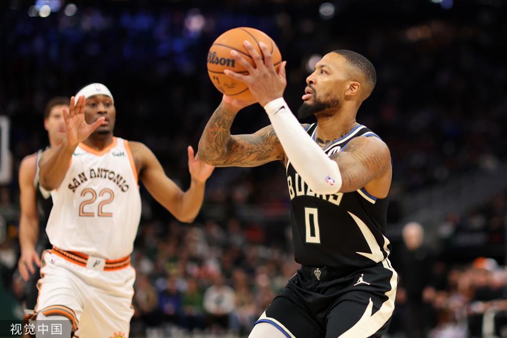 中扛起全队 中扛起全队